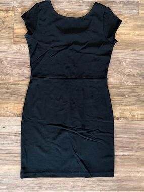 Boston Proper Black Women's Short Sleeve Sheath Dress - Classic Work to Evening